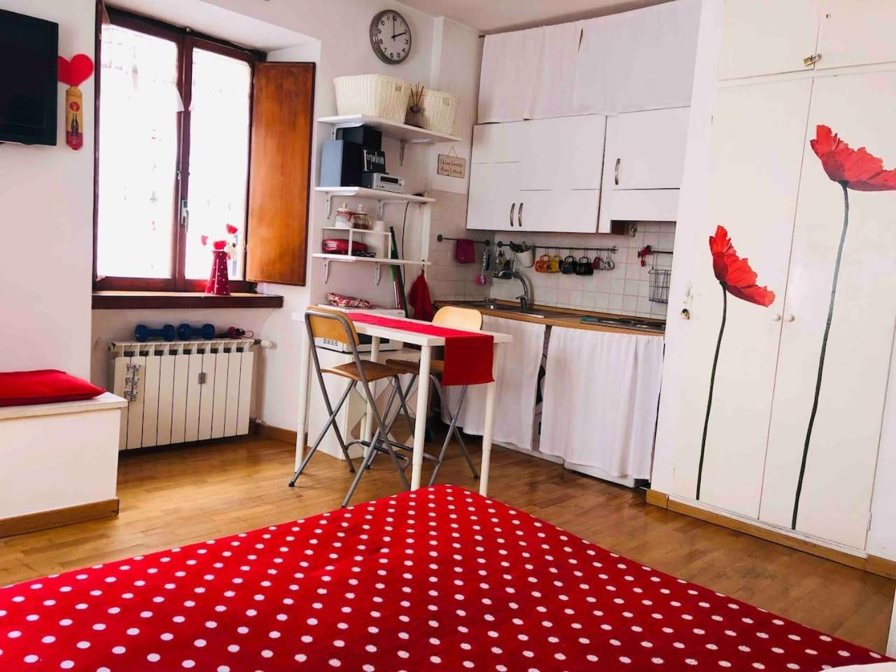 Lovely Studio Near Colosseum Roma Exterior foto